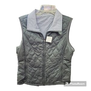 LL Bean Reversible zip-up Vest Size Medium